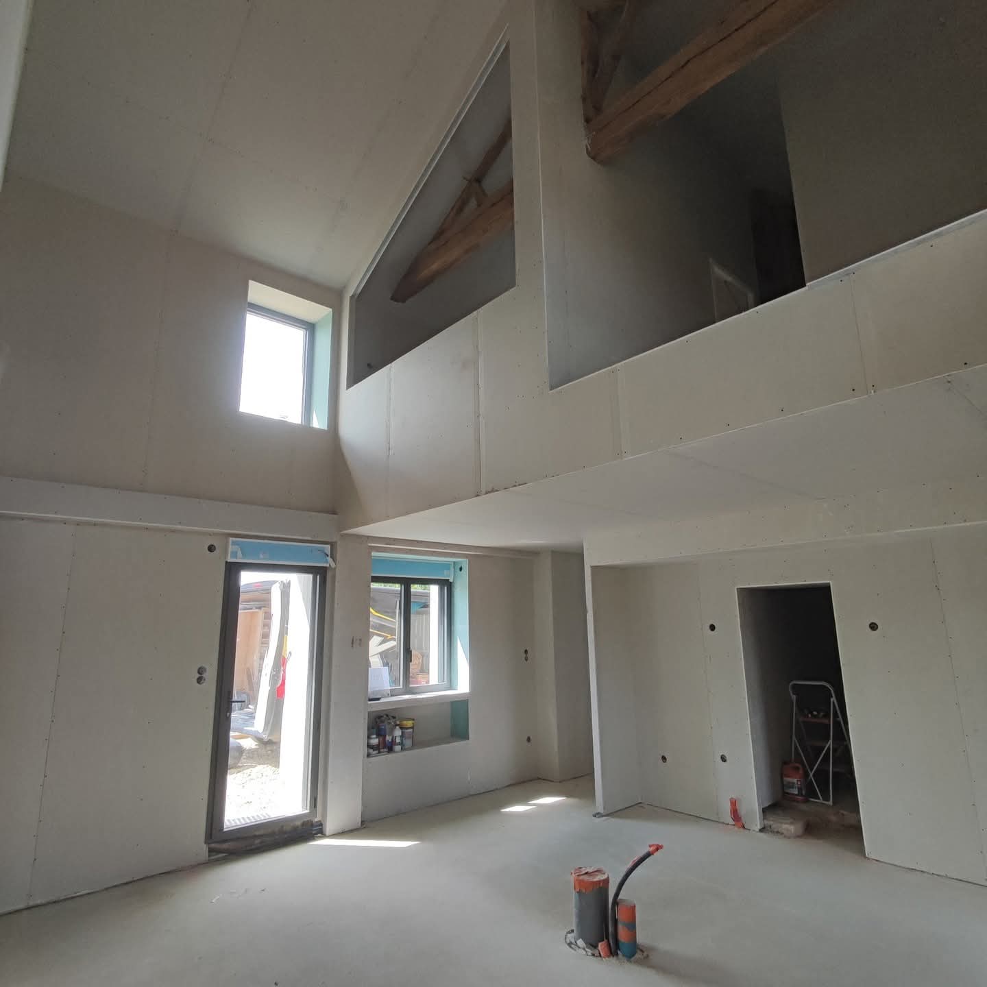 Travaux d'aménagement intérieur réalisés par R PLAK