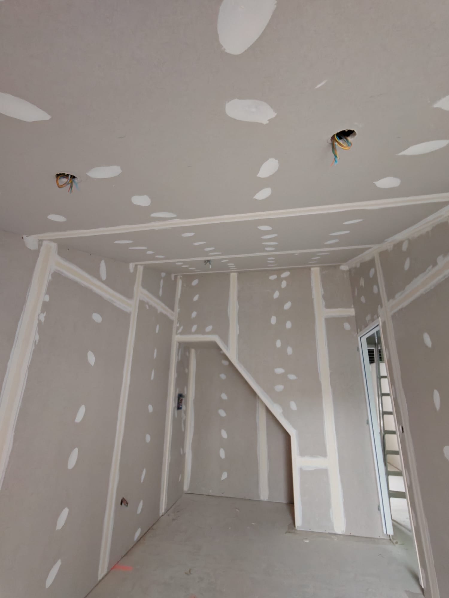 Aménagement intérieur sur mesure en placo en Vendée