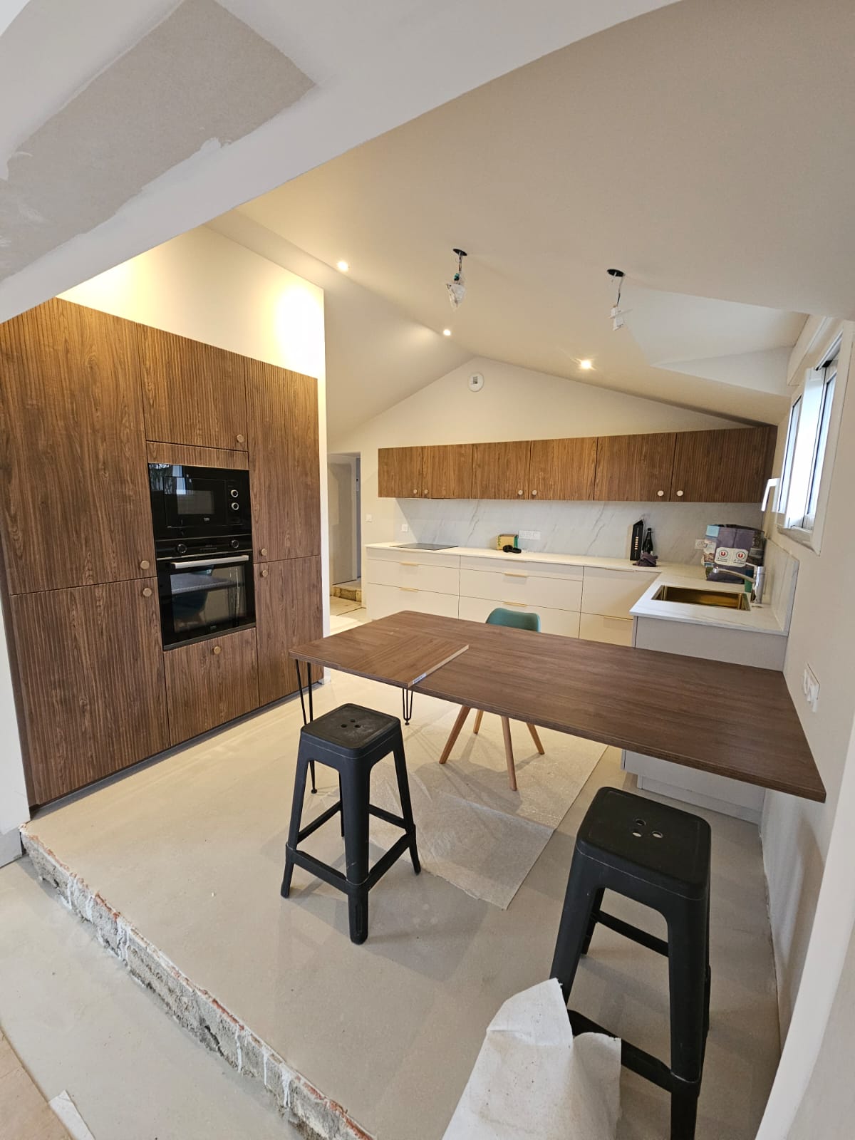 Pose de placo sur chantier neuf en Vendée